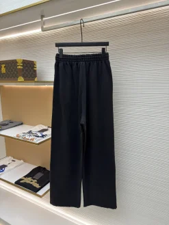 Alternative view of BALENCIAGA Trousers & Shorts Cotton (Black) XS-L B10202606131069109