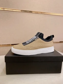 BOSS Sneakers & Trainers Leather (Beige-Black-White) EU38-44 B21202606030087109