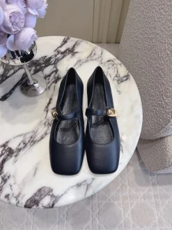 Alternative view of BOTTEGA VENETA Flats & Loafers Leather (Black) EU35-39 C10202606030112129