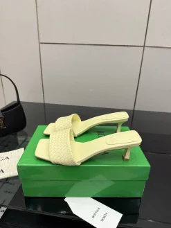 BOTTEGA VENETA Sandals & Mules Leather (Light Yellow) EU35-39 B50202606030131119