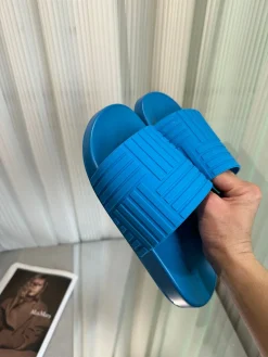 Alternative view of BOTTEGA VENETA Slides & Slippers Rubber (Blue) EU35-46 A4020260603014189