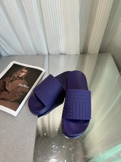 Alternative view of BOTTEGA VENETA Slides & Slippers Rubber (Purple) EU35-46 A4020260603014889