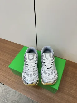 Alternative view of BOTTEGA VENETA Sneakers & Trainers Leather-Mesh (Silver-White-Brown) EU35-46 B40202606030163109