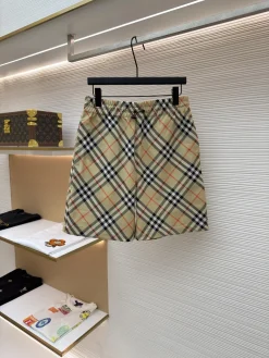BURBERRY Trousers & Shorts Cotton (Beige-Black-Red-White) S-XL A95202606130488109