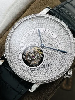 Alternative view of CARTIER Ballon Bleu Automatic HPI00593 (Silver Dial) 40mm BBR C3002026060400871009