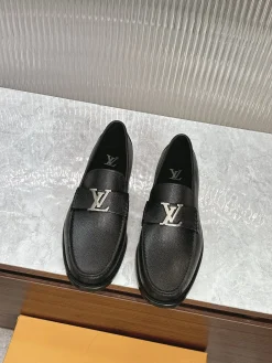 Alternative view of CELINE Flats & Loafers Leather (Black) EU39-44 D50202606030214169