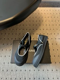 CHANEL Flats & Loafers Canvas (Black-White) EU35-41 B40202606030235109