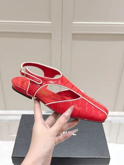 CHANEL Flats & Loafers Embossed Leather (Red-White) EU35-41 B70202606030238119