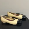 CHANEL Flats & Loafers Leather (Beige-Black) EU35-39 B60202606030241119
