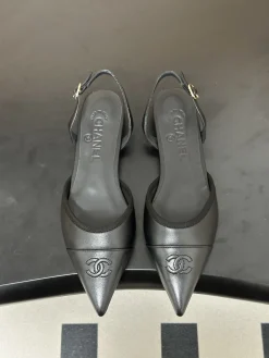 Alternative view of CHANEL Flats & Loafers Leather (Black) EU35-39 B70202606030254119