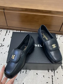 CHANEL Flats & Loafers Leather (Black-Gold) EU35-39 B80202606030256129