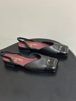 CHANEL Flats & Loafers Leather (Black-Red-Gold) EU35-39 B60202606030260119