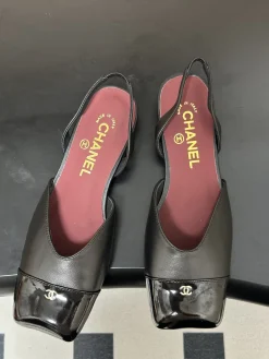 Alternative view of CHANEL Flats & Loafers Leather (Black-Red-Gold) EU35-39 B60202606030260119