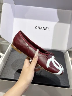 CHANEL Flats & Loafers Leather (Burgundy-White) EU35-41 B70202606030276119