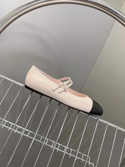 CHANEL Flats & Loafers Leather (Pink-Black) EU35-41 B802026060302801291