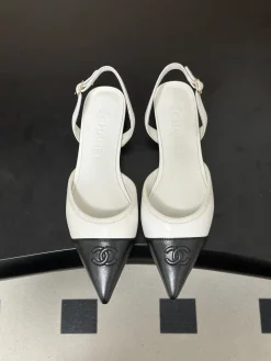 Alternative view of CHANEL Flats & Loafers Leather (White-Black) EU35-39 B70202606030265119