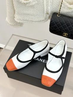 Alternative view of CHANEL Flats & Loafers Leather (White-Black-Orange) EU35-39 B80202606030294129