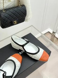 Alternative view of CHANEL Flats & Loafers Tweed-Leather (White-Black-Orange) EU35-39 B80202606030317129