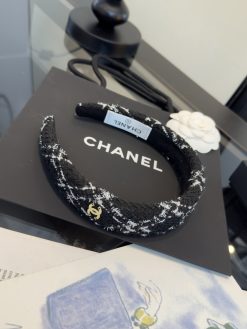 Alternative view of CHANEL Hair Accessories D520260602010849