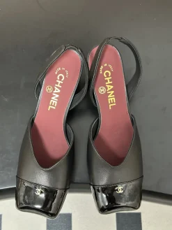Alternative view of CHANEL Pumps & Heels Leather (Black-Burgundy) EU35-39 B60202606030344119