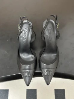 Alternative view of CHANEL Pumps & Heels Leather (Black) EU35-39 B70202606030332119