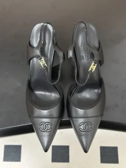 Alternative view of CHANEL Pumps & Heels Leather (Black) EU35-39 B70202606030333119