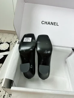 Alternative view of CHANEL Pumps & Heels Leather (Black) EU35-41 B90202606030336129