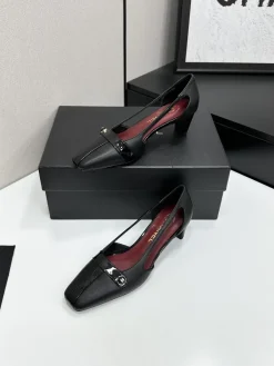 Alternative view of CHANEL Pumps & Heels Leather (Black-Red) EU35-39 B60202606030342119