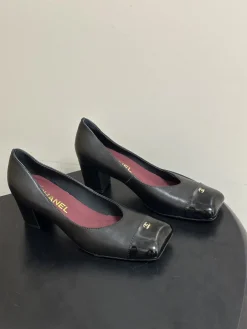 CHANEL Pumps & Heels Leather (Black-Red) EU35-39 B60202606030343119