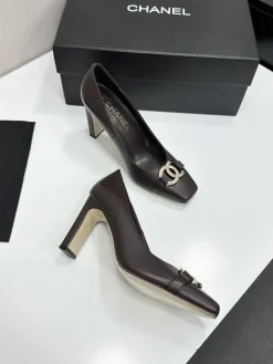 Alternative view of CHANEL Pumps & Heels Leather (Brown-Gold) EU35-41 B80202606030619129