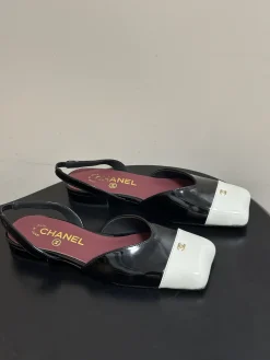 CHANEL Pumps & Heels Patent Leather (Black-White-Burgundy) EU35-39 B60202606030373119