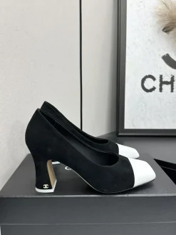 CHANEL Pumps & Heels Suede (Black-White) EU35-39 B90202606030376129