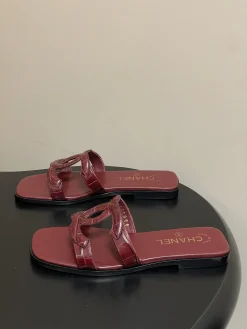 CHANEL Sandals & Mules Crocodile Leather (Burgundy) EU35-39 B30202606030379109