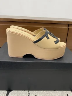 CHANEL Sandals & Mules Leather (Beige-Black) EU35-41 B71202606030389119