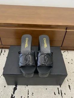 Alternative view of CHANEL Sandals & Mules Leather (Black) EU35-41 B71202606030399119