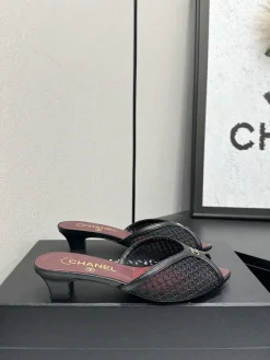 CHANEL Sandals & Mules Leather-Mesh (Black-Red) EU35-41 B40202606030446109