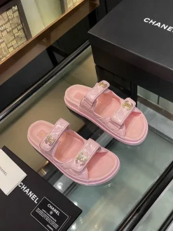 Alternative view of CHANEL Sandals & Mules Leather (Pink) EU35-40 B20202606030425109