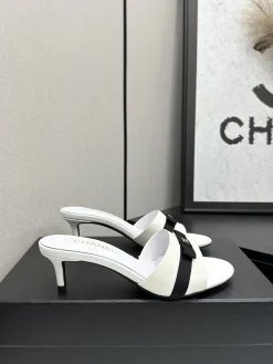 CHANEL Sandals & Mules Leather (White-Black) EU35-41 B70202606030439119