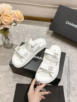 Alternative view of CHANEL Sandals & Mules Leather (White) EU35-40 B20202606030437109