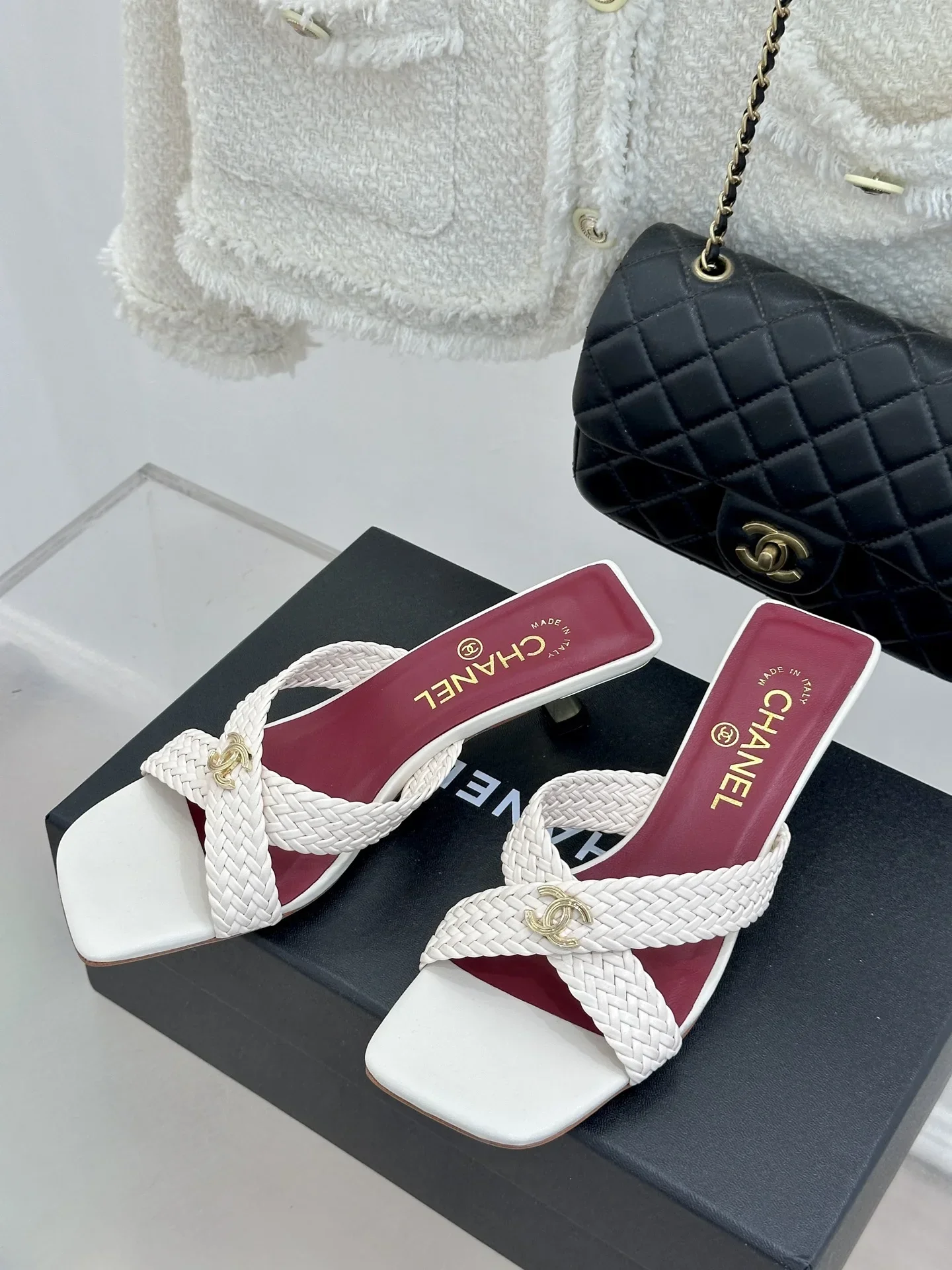 CHANEL Sandals & Mules Leather (White-Red-Gold) EU35-39 B40202606030444109 - Image 2