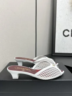 CHANEL Sandals & Mules Mesh-Leather (White-Burgundy) EU35-41 B40202606030451109