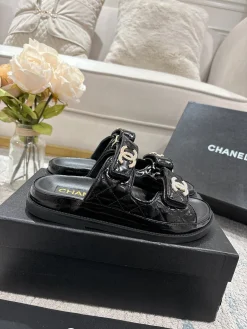 CHANEL Sandals & Mules Patent Leather (Black-Gold) EU35-40 B20202606030468109