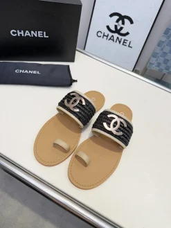 CHANEL Sandals & Mules Raffia-Leather (Black-Beige) EU35-43 A6020260603047189