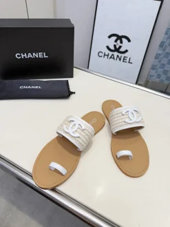 CHANEL Sandals & Mules Straw-Leather (White-Beige) EU35-43 A6020260603047389
