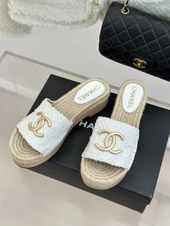 Alternative view of CHANEL Slides & Slippers Lambskin EU35-39 C00202606030596129