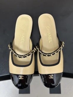 Alternative view of CHANEL Slides & Slippers Leather (Beige-Black) EU35-39 B40202606030498109