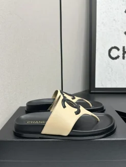 CHANEL Slides & Slippers Leather (Beige-Black) EU35-41 B50202606030499119