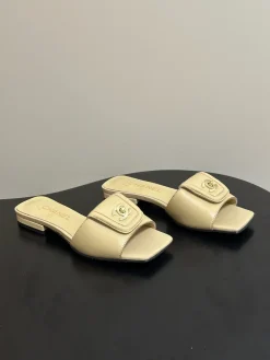 CHANEL Slides & Slippers Leather (Beige) EU35-39 B40202606030488109