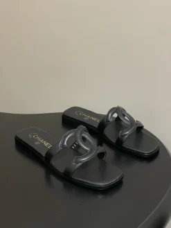 CHANEL Slides & Slippers Leather (Black) EU35-39 B30202606030492109