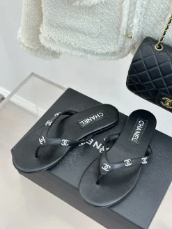Alternative view of CHANEL Slides & Slippers Leather (Black) EU35-39 B40202606030494109